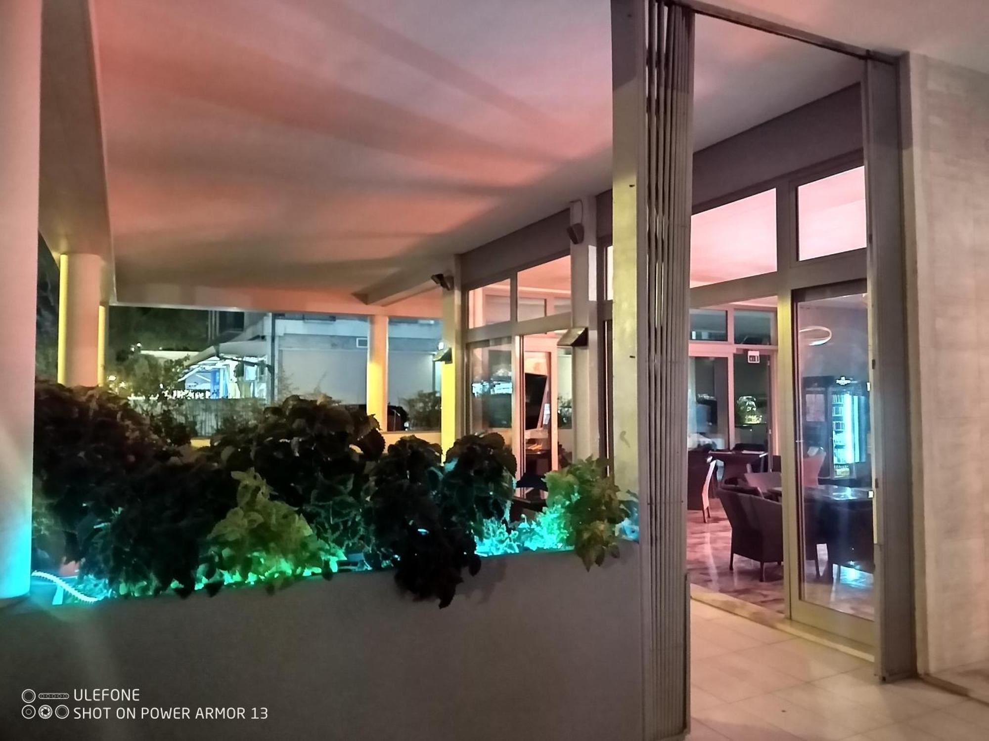 Hotel Firenze Bibione Exterior foto